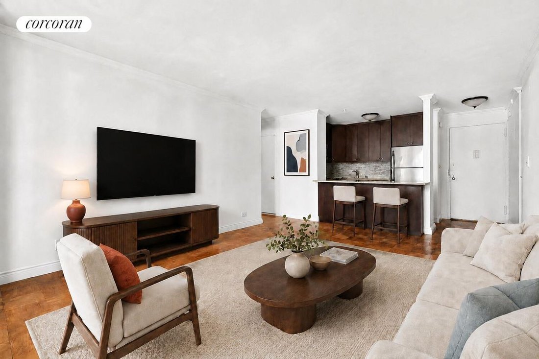 Co Op in New York, New York, United States 2 - 18632036