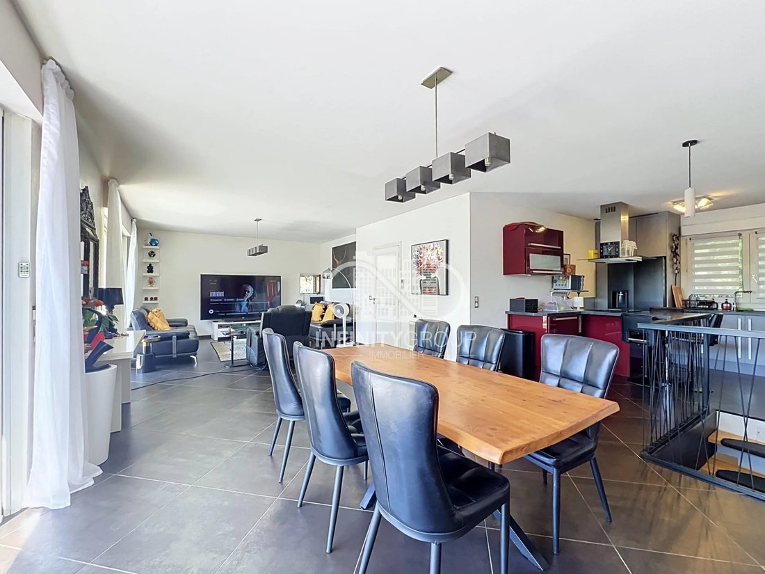 Villa in L'Estagnol, Antibes, France 2 - 18632080
