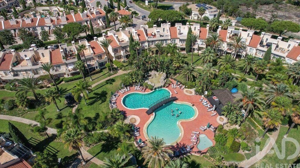 Apartment in Loule (Sao Clemente), Algarve, Portugal 1 - 18632078