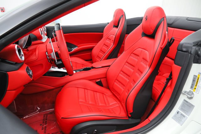 Cabriolet in Fort Lauderdale, FL, United States 5 - 18632140