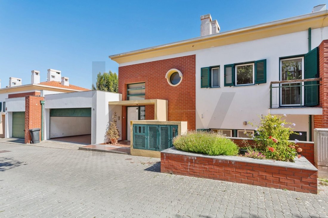 House in Barcarena, Lisbon, Portugal 2 - 18632083