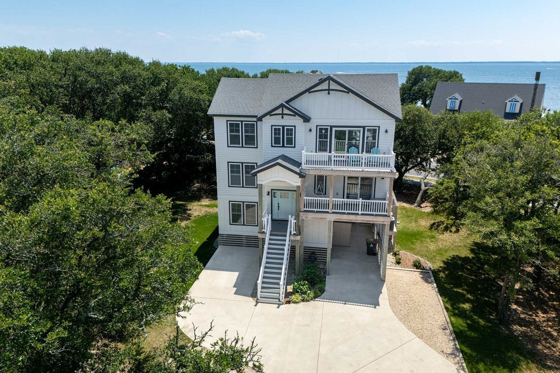 Kitty Hawk, North Carolina, United States 4 - 18632050