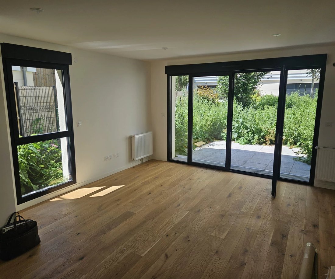 House in Les Lilas, Ile-de-France, France 2 - 18632077