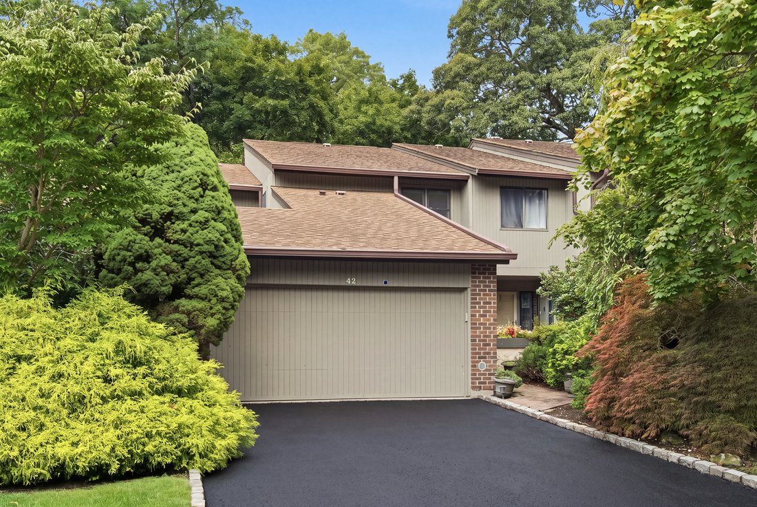 Condo in Jericho, New York, United States 2 - 18632056