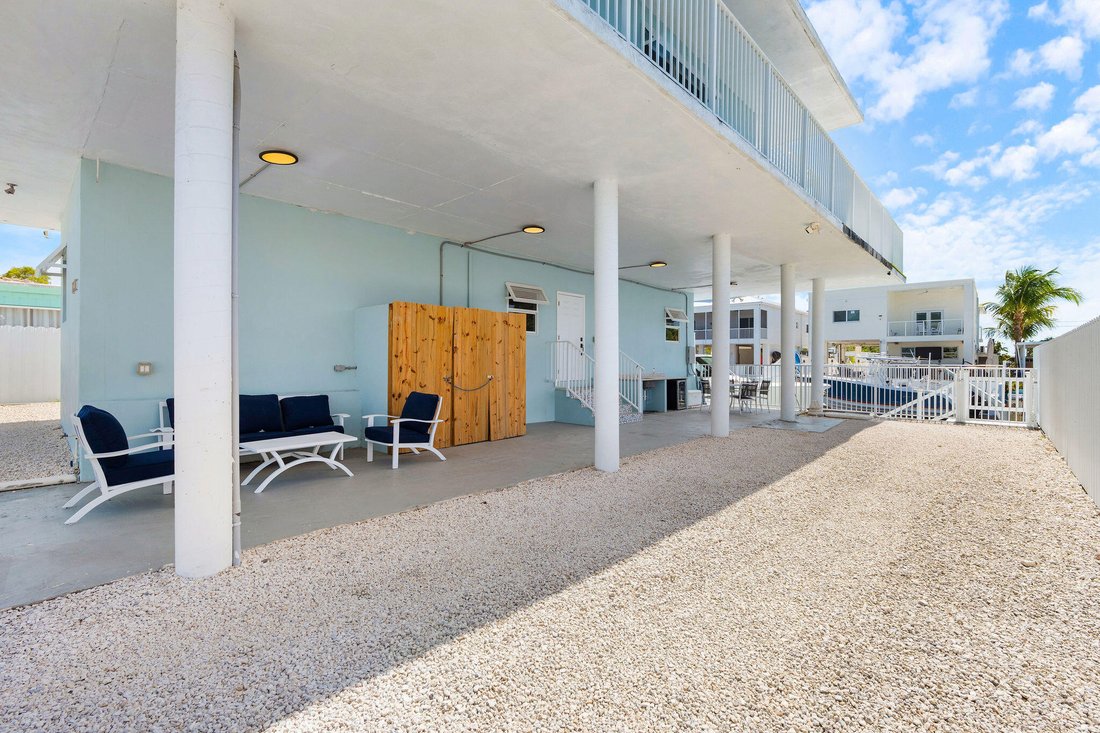 House in Key Colony Beach, Florida, United States 5 - 18632034