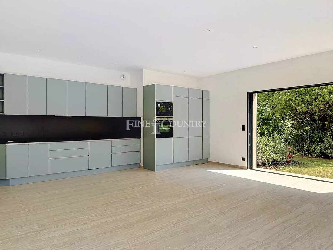 Villa in Mougins, Provence-Alpes-Côte d'Azur, France 4 - 18632119