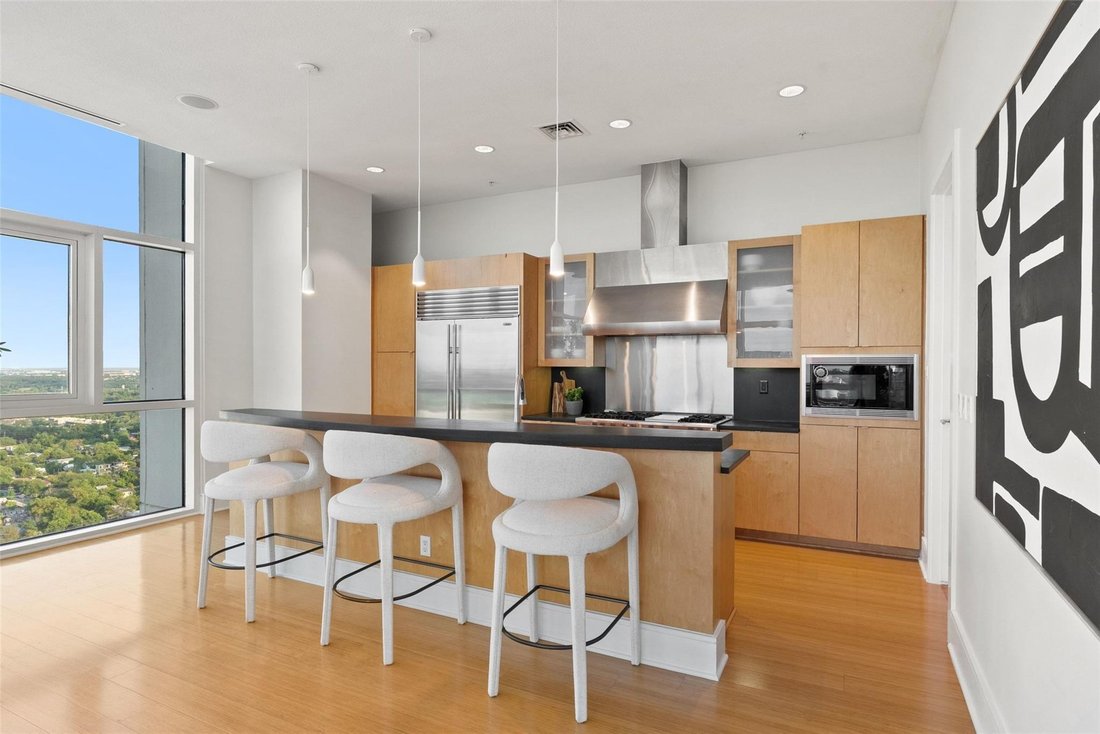 Condo in Austin, Texas, United States 4 - 18632039