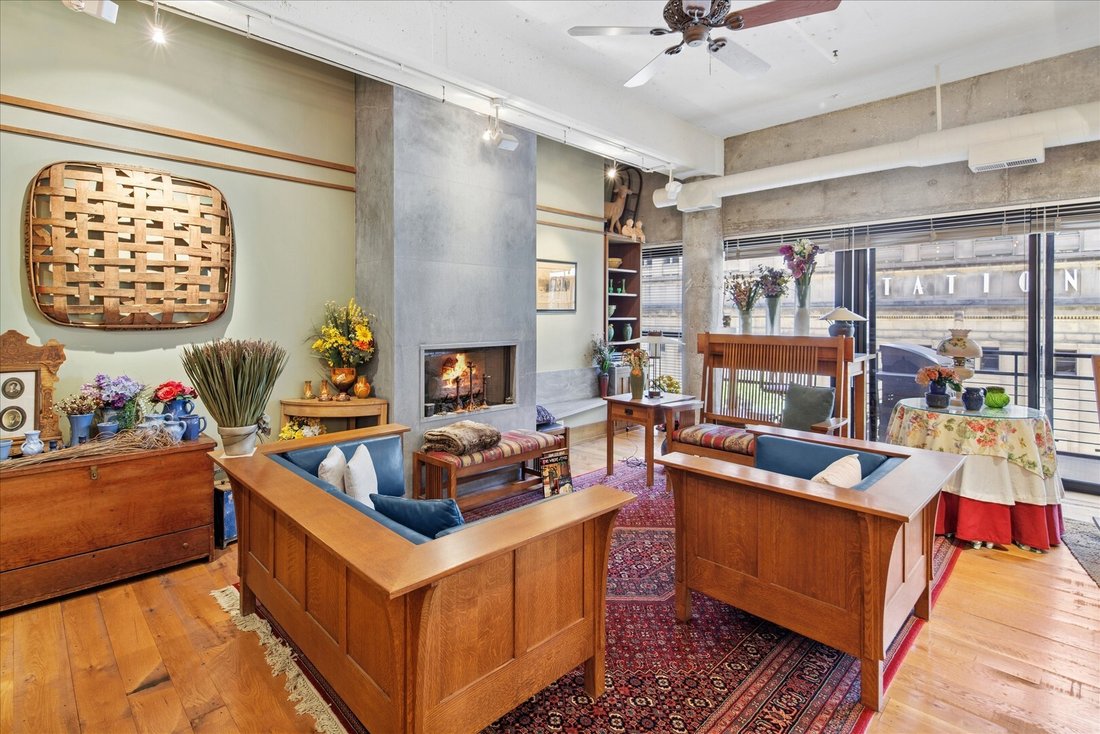 Condo in Chicago, Illinois, United States 2 - 18632044