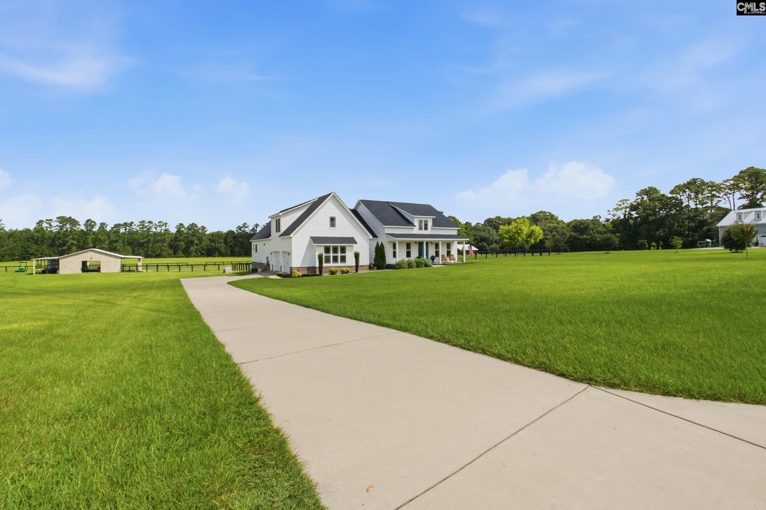 Camden, South Carolina, United States 5 - 18632052