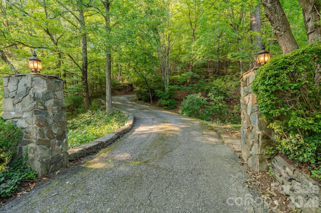 House in Tryon, North Carolina, United States 5 - 18632064