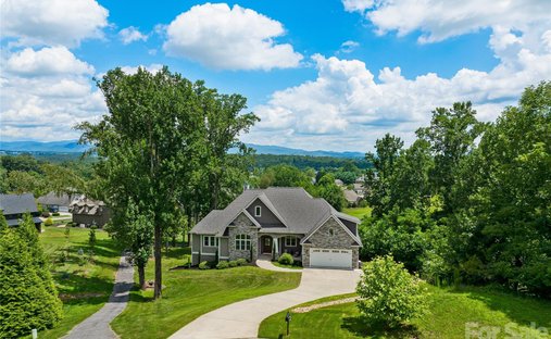 House in Mills River, North Carolina, United States 1