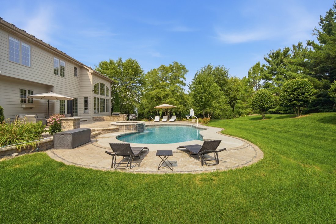 House in Campton Hills, Illinois, United States 3 - 18631939