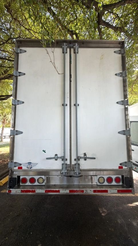 Pickup in Miami, FL, United States 5 - 18632362