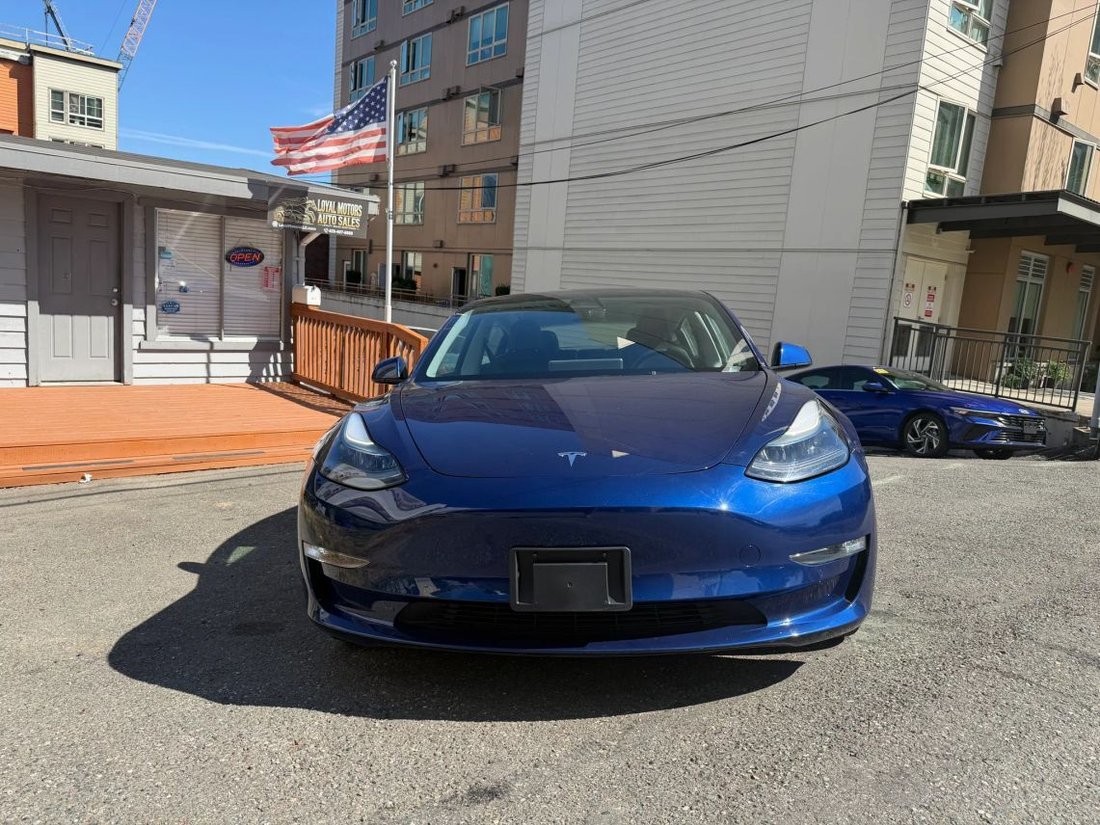 Sedan in Bellevue, WA, United States 4 - 18632431
