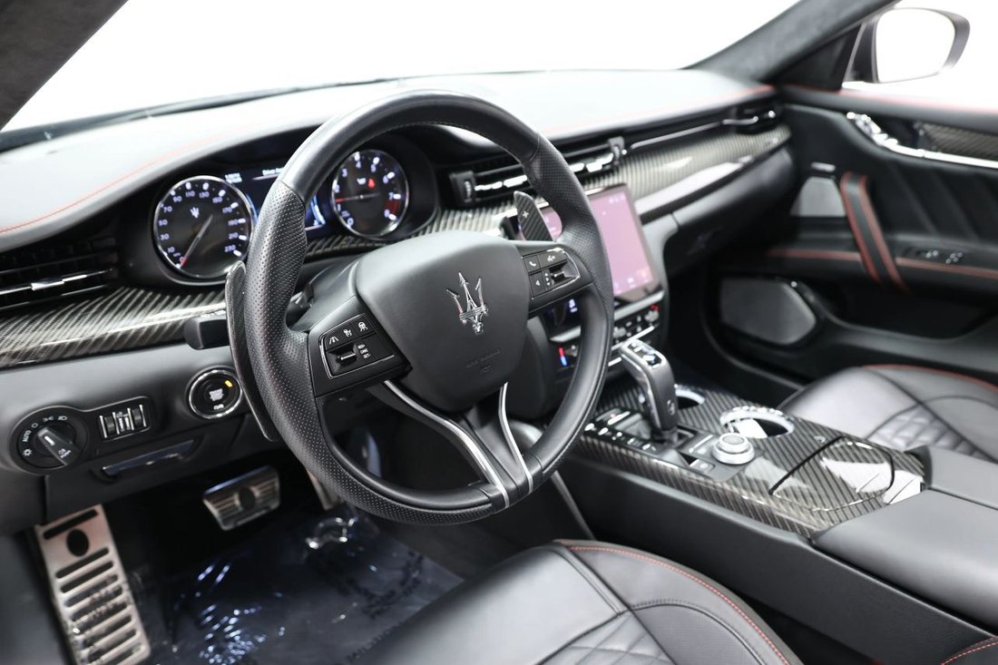 Sedan in Jacksonville, FL, United States 2 - 18585846