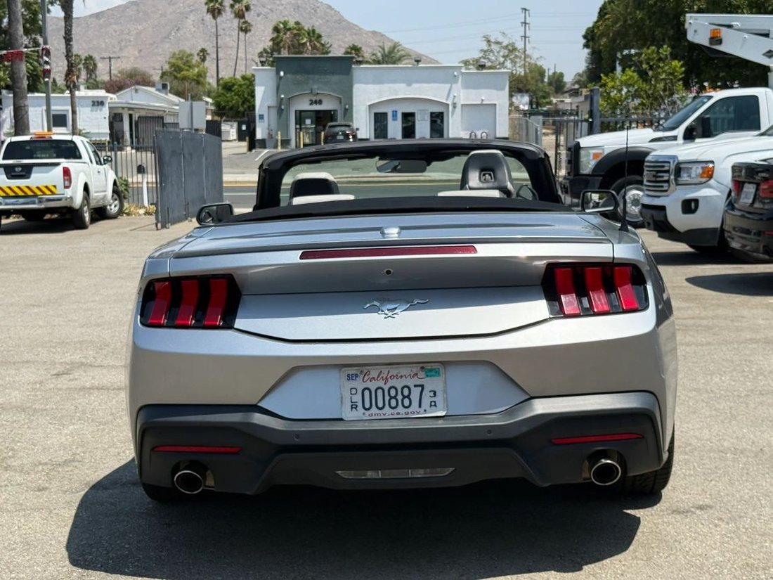 Cabriolet in Riverside, CA, United States 5 - 18632385