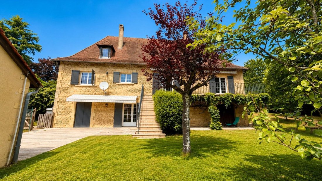 House in Église-Neuve-de-Vergt, Nouvelle-Aquitaine, France 2 - 18632739