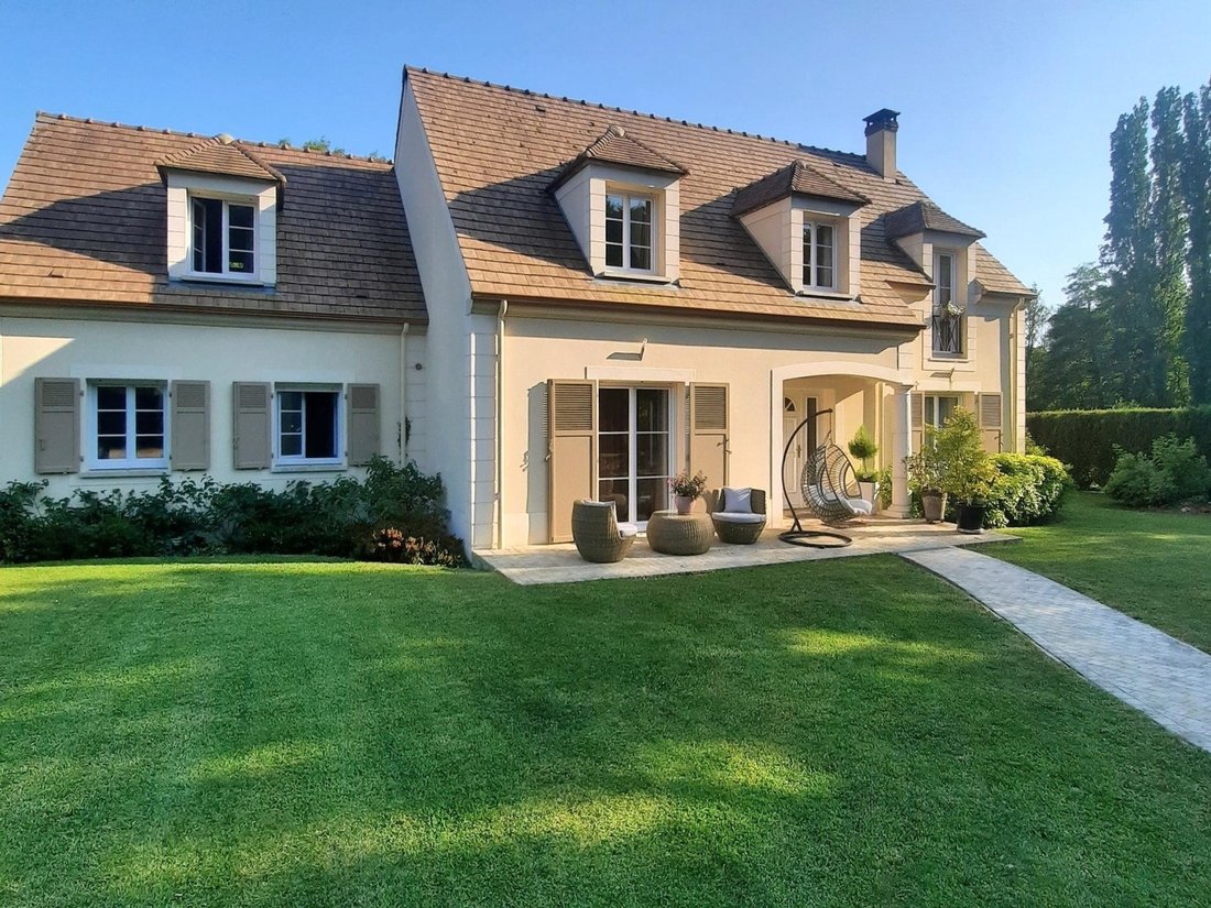 House in Milly-la-Forêt, Ile-de-France, France 1 - 17511404