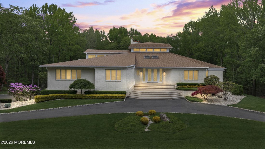 House in Marlboro Township, New Jersey, United States 2 - 18632793