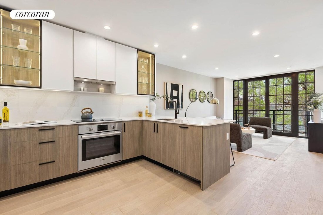 Condo in New York, New York, United States 1 - 18390291