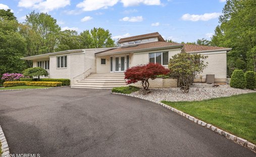 House in Marlboro Township, New Jersey, United States 1