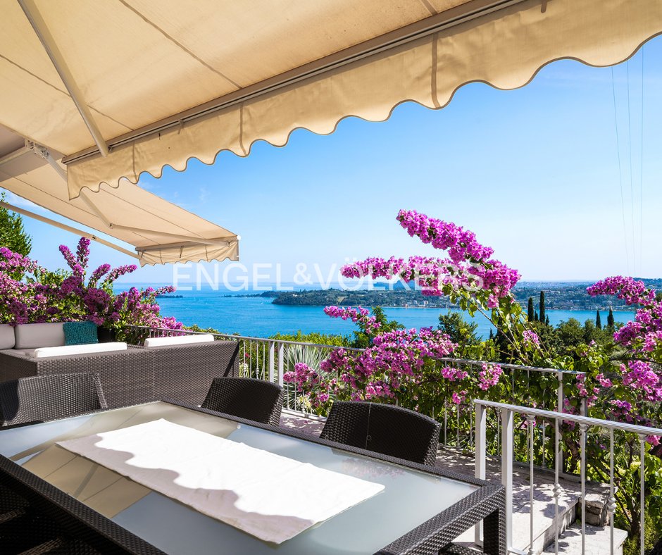 Villa in Gardone Riviera, Lombardy, Italy 3 - 18632777