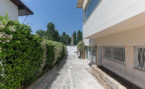 House in Cedofeita, Santo Ildefonso, Se, Miragaia, Sao Nicolau e Vitoria, Porto District, Portugal 1