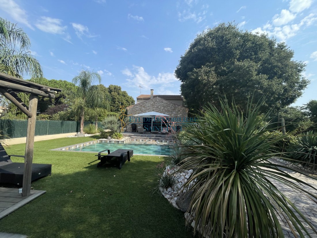 Villa in Allées Paul Riquet, Beziers, France 4 - 18639712