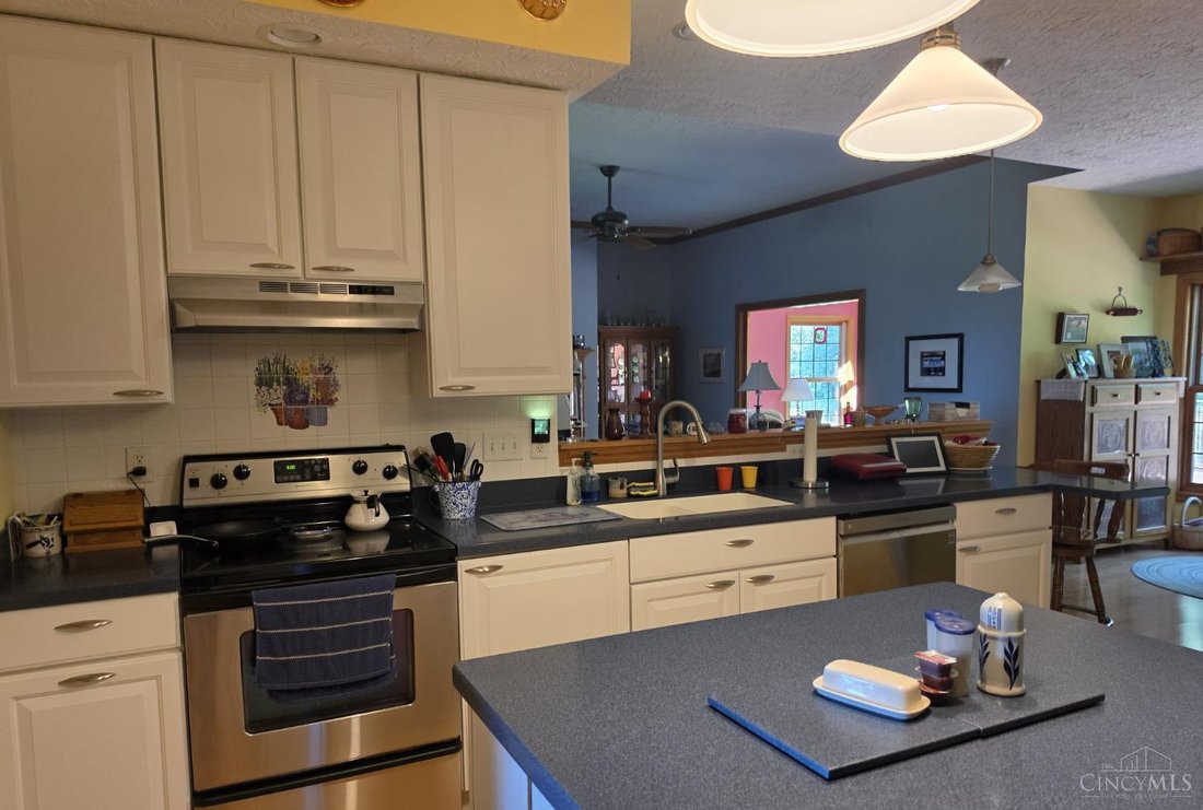 Farm Ranch in Hillsboro, Ohio, United States 5 - 18635273