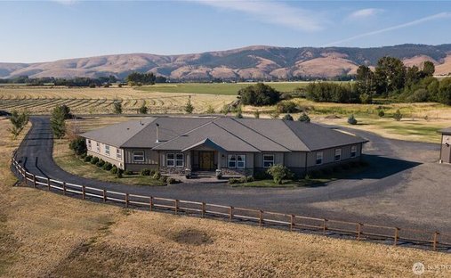 House in Ellensburg, Washington, United States 1