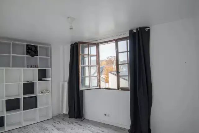 Apartment in Domaine National du Château, Versailles, France 5 - 16629831