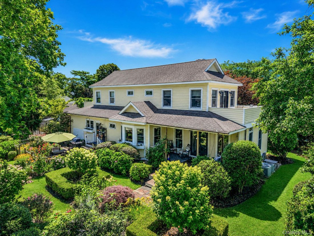 House in East Quogue, New York, United States 1 - 18633316