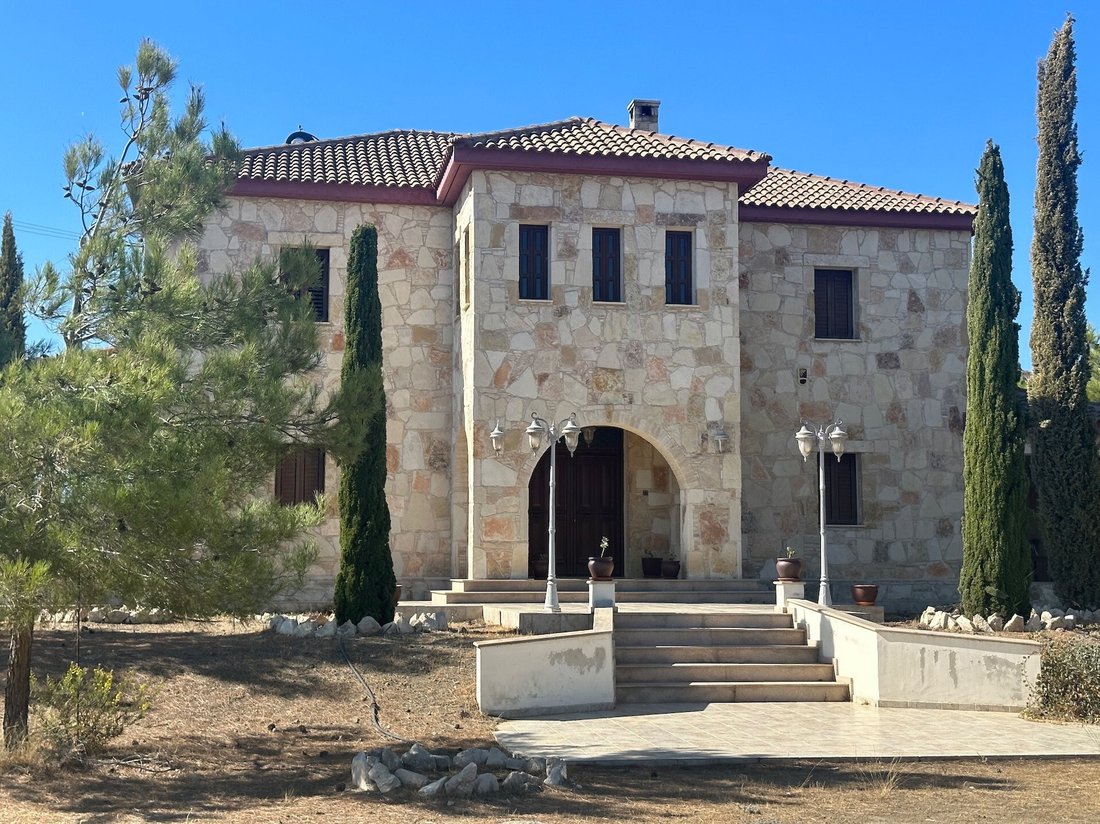 Villa in Moni, Limassol, Cyprus 1 - 16374581