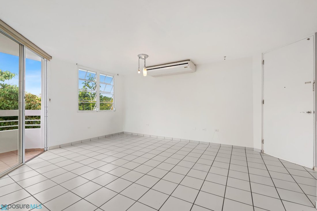 Apartment in Guaynabo, Guaynabo, Puerto Rico 2 - 18634060