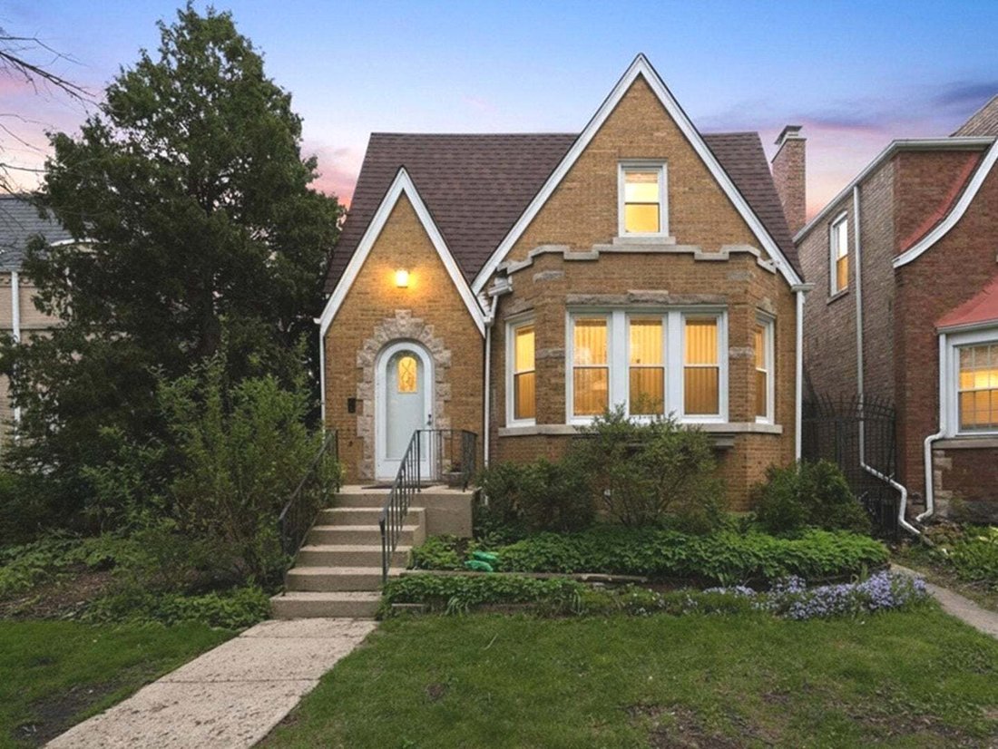 House in Chicago, Illinois, United States 1 - 18638075