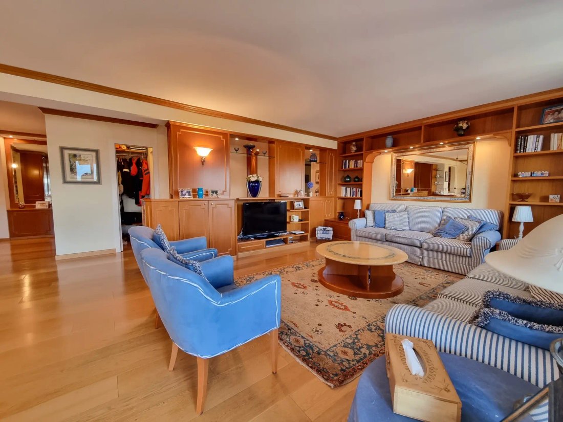 Apartment in Crans-Montana, Valais, Switzerland 5 - 18633408