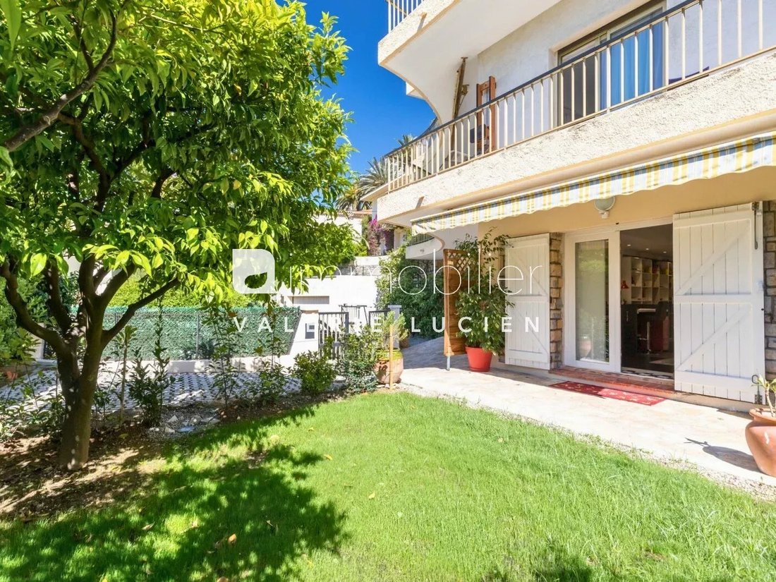House in Cannes, Provence-Alpes-Côte d'Azur, France 2 - 17671110
