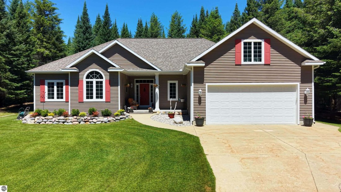 House in Central Lake, Michigan, United States 1 - 18636336