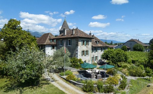House in Satigny, Genève, Switzerland 1