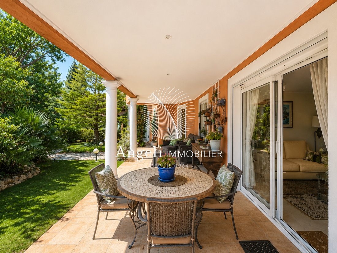 Villa in Frejus, Provence-Alpes-Côte d'Azur, France 1 - 17091901