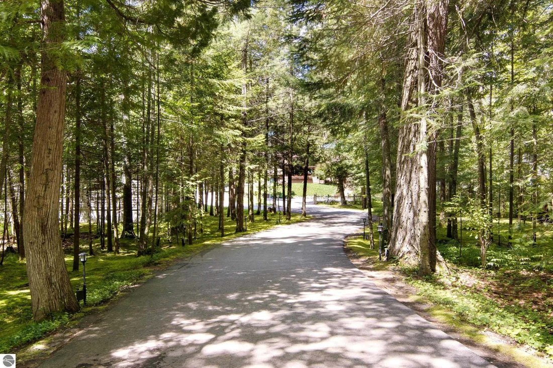 House in Elk Rapids, Michigan, United States 5 - 18635912