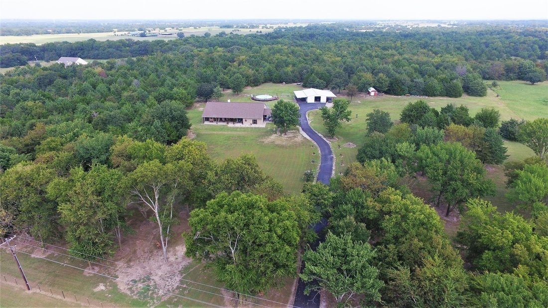 House in Lone Oak, Texas, United States 3 - 18634384