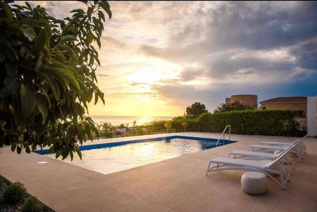 Villa in Peyia, Paphos, Cyprus 1 - 16377791