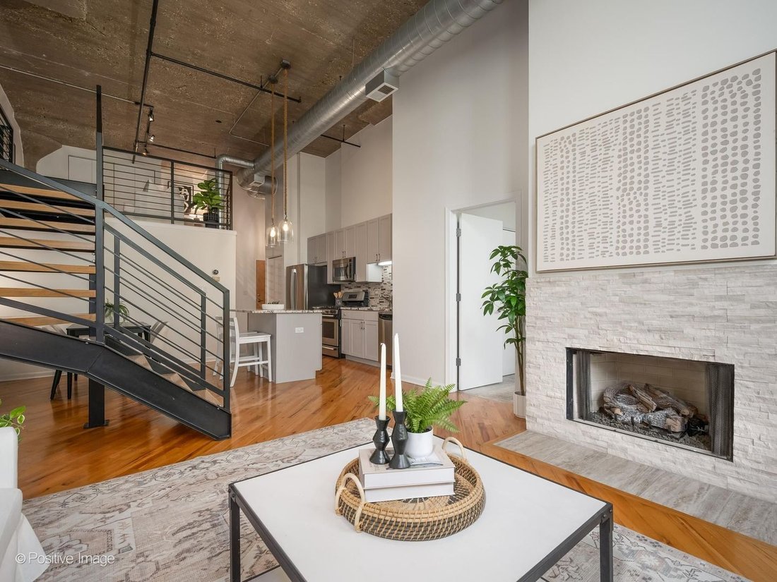 Condo in Chicago, Illinois, United States 5 - 18638059