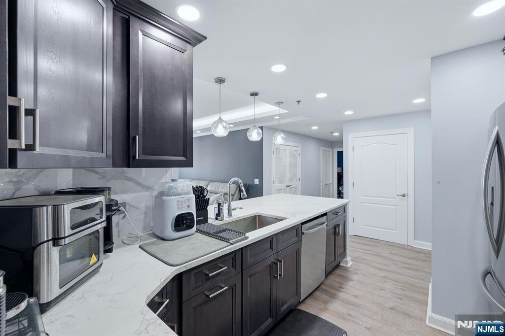 Condo in Edgewater, New Jersey, United States 3 - 18634371