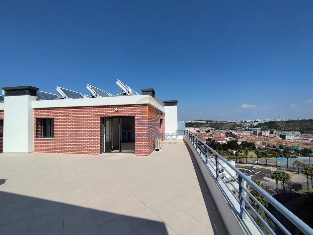 Apartment in Odivelas, Lisbon, Portugal 1 - 18639061