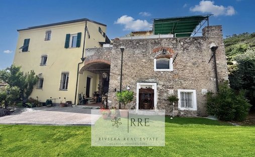 Villa in Boissano, Liguria, Italy 1