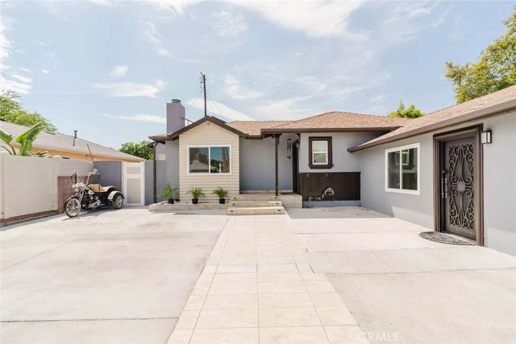 House in Canoga Park, California, United States 4 - 18638256
