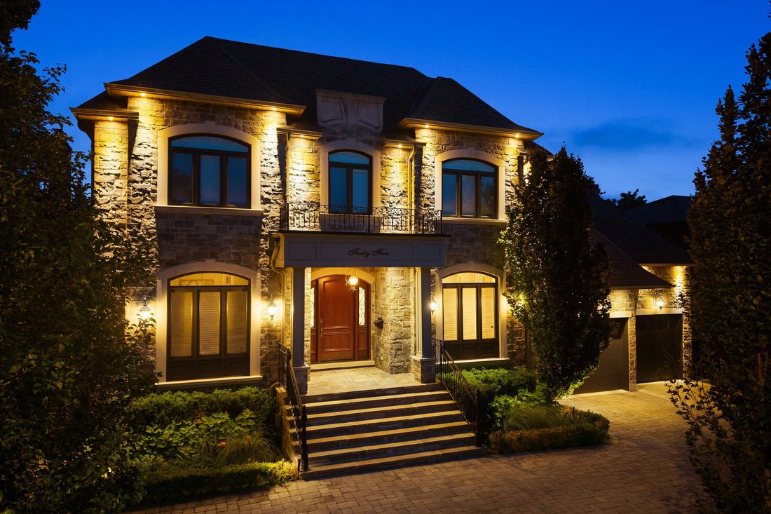 House in Vaughan, Ontario, Canada 2 - 18636918