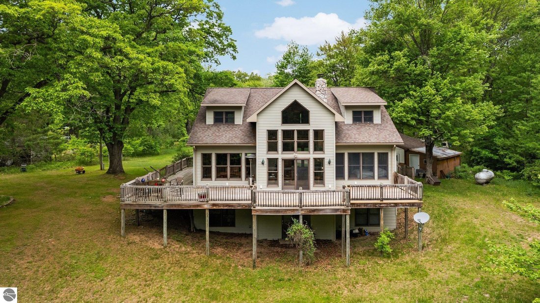 House in Lake City, Michigan, United States 2 - 18636129